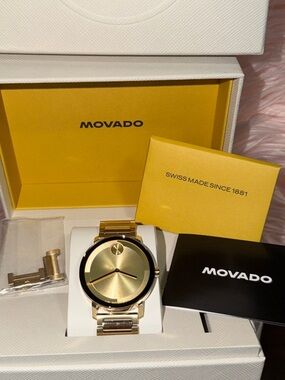 Like New Men’s Movado Bold Evolution 2.0 Bracelet
Watch, 40mm (considered unisex